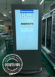 55-calowy wodoodporny cyfrowy wyświetlacz PCAP z ekranem dotykowym LCD Totem Monitor