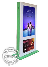 55-calowy zewnętrzny elektroniczny oznakowanie Pojemnościowy ekran dotykowy LCD Kiosk reklamowy