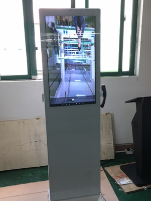 Windows Standing Base Ekran dotykowy na zewnątrz Kiosk All In One Monitor rozpoznawania twarzy