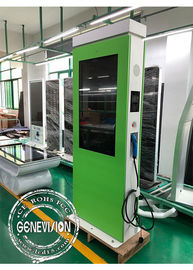 3G / 4G 43-calowy stojak reklamowy do reklamy zewnętrznej Digital Signage, elektryczna stacja ładowania samochodów / samochodów z wyświetlaczem LCD